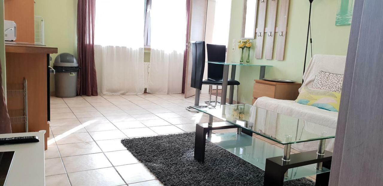 Flats-4U - Cosy, Quite & Clean Apartments In The City Bona Exterior foto